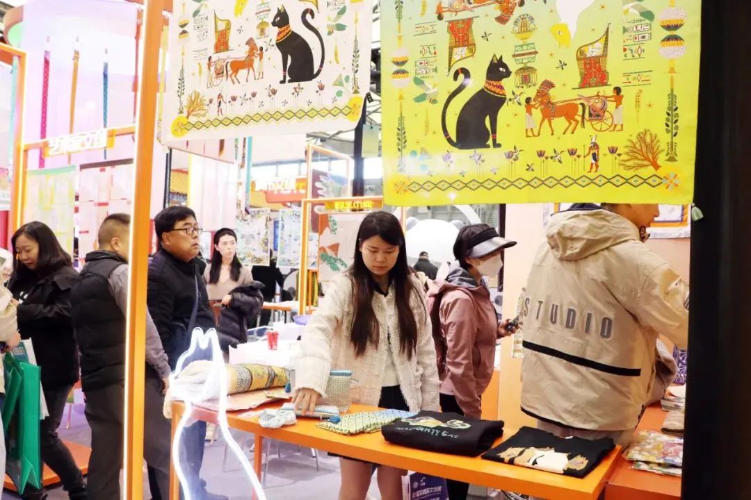 1744271536159089255.jpg 640 (8).jpg